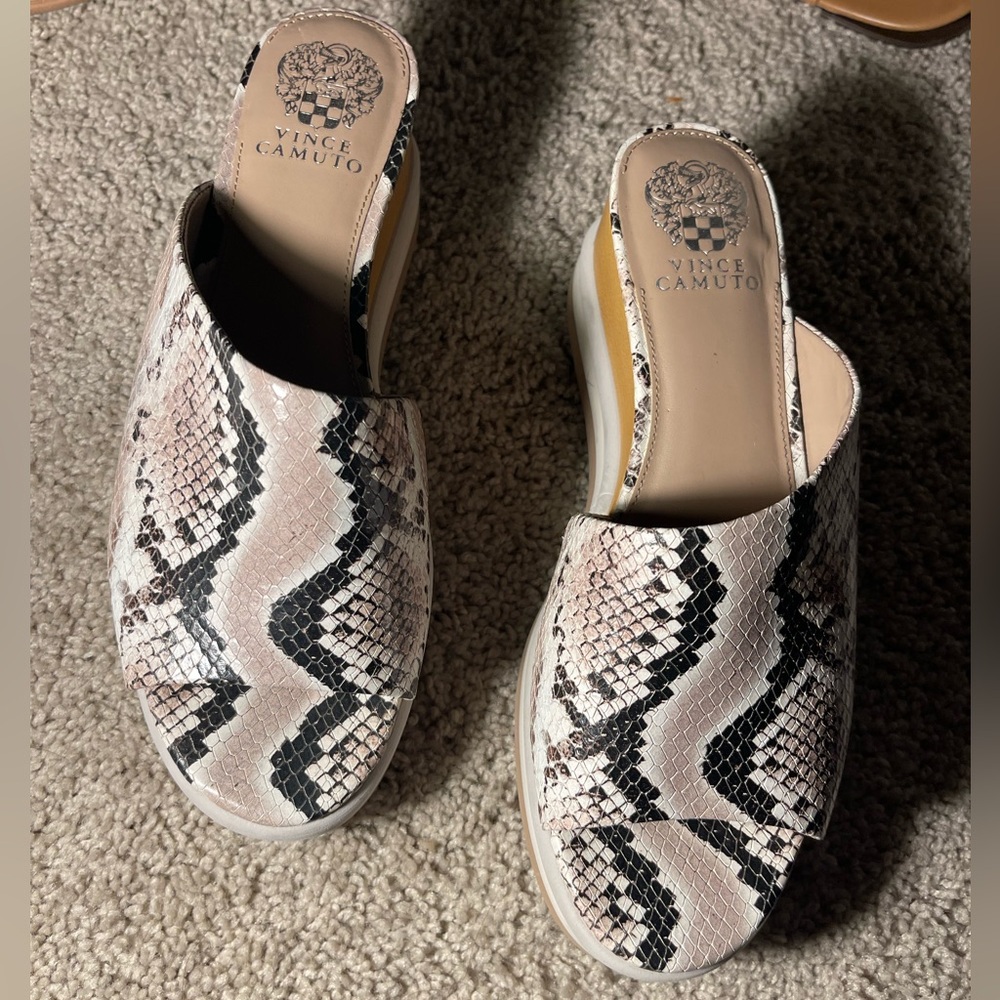 Vince Camuto Pendrea Platform Slide Wedge Sandal - Picture 8 of 10
